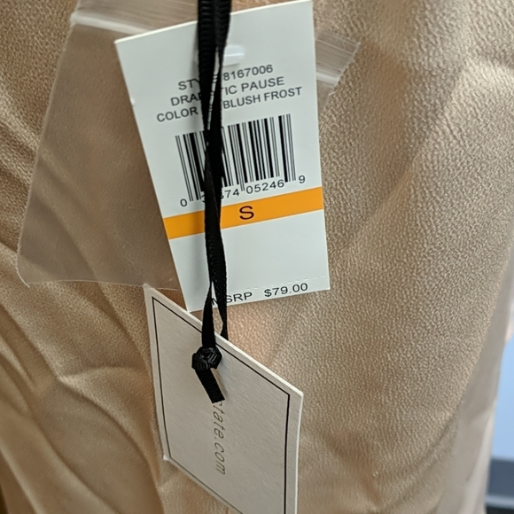 One shoulder top - Picture 3 of 3